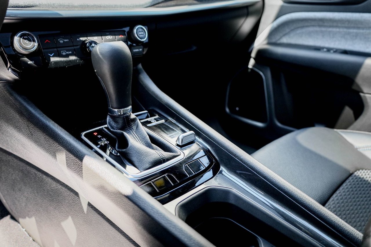 2026 Jeep Compass NORTH-11