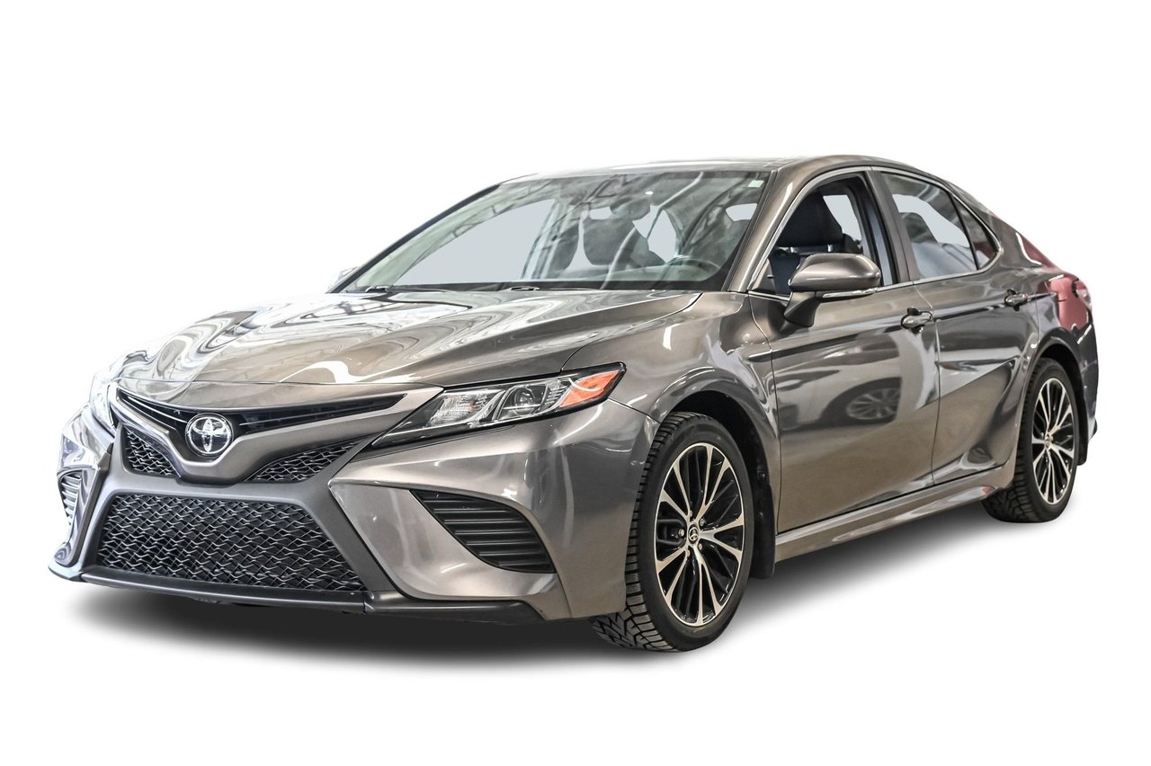 2020 Toyota Camry SE FWD
