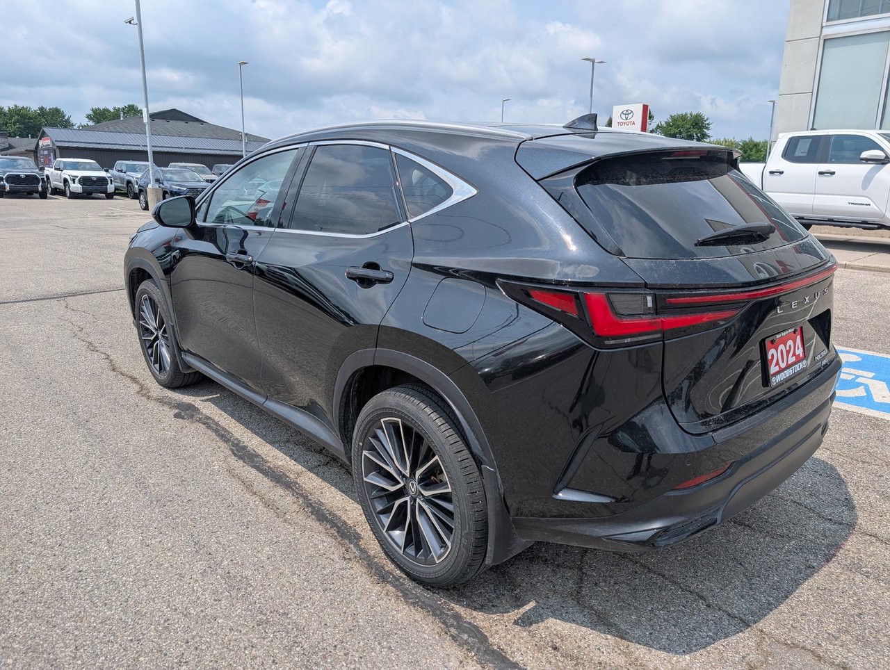 2024 Lexus NX 350-2