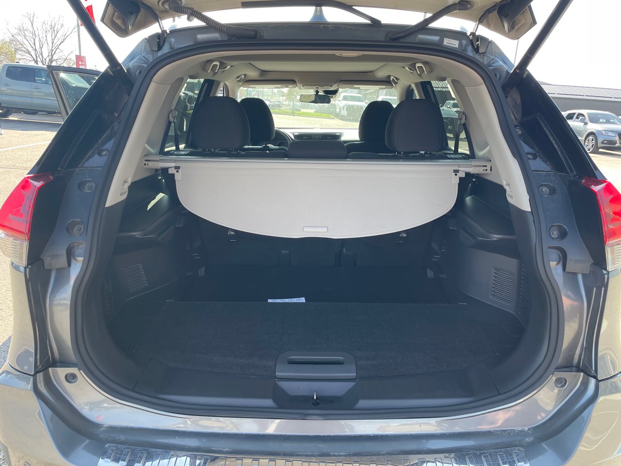 2020 Nissan Rogue SV-7
