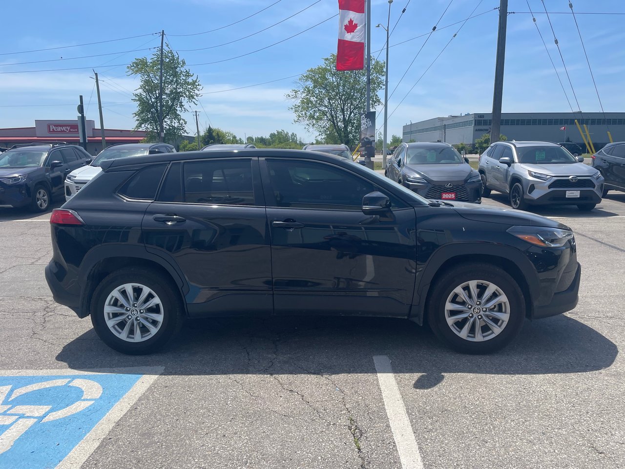 2025 Toyota Corolla Cross LE-3