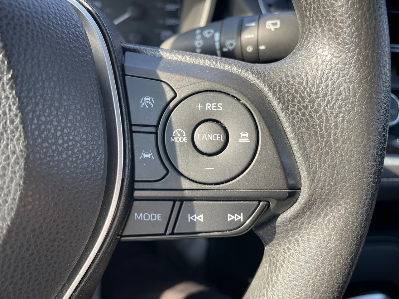 2023 Toyota Corolla Hatchback 5DR HB CVT-10