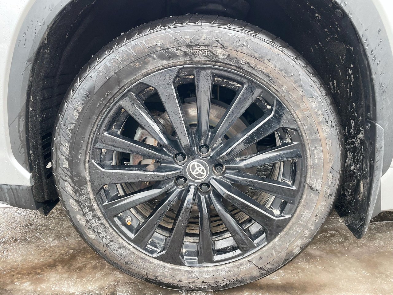 2023 Toyota Highlander XSE-8