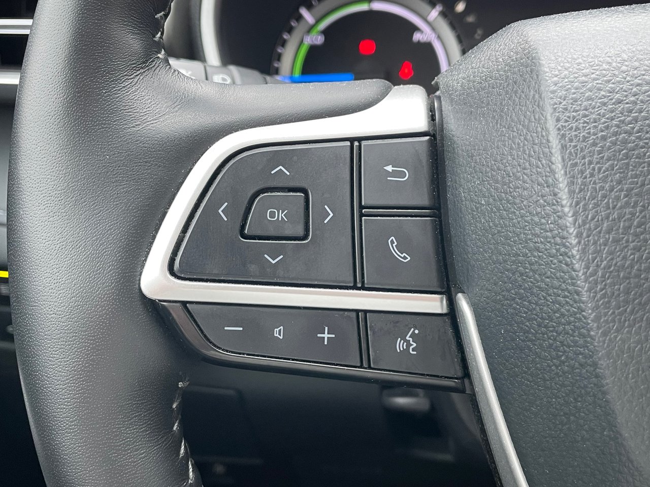 2024 Toyota Highlander Hybrid XLE-11