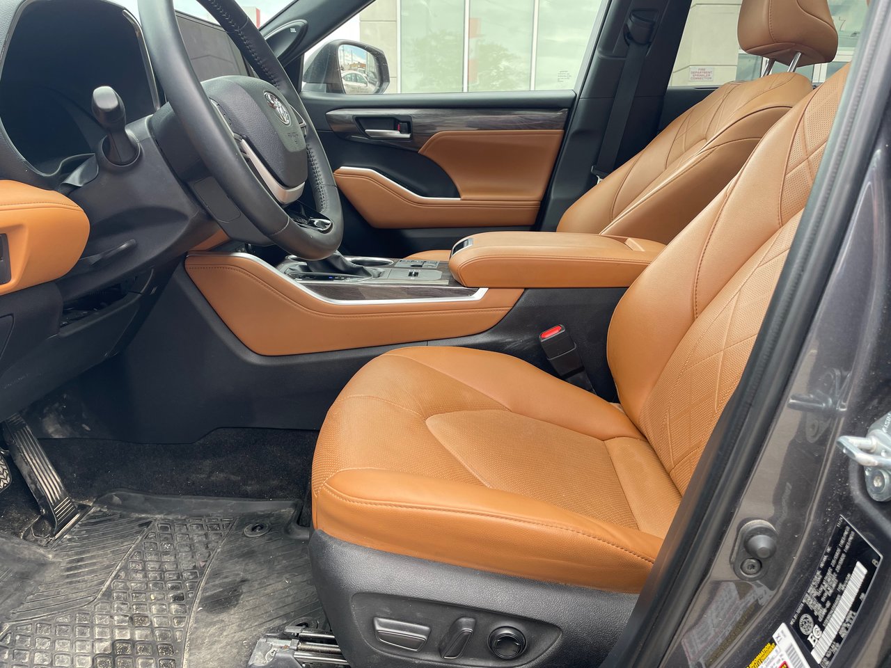 2025 Toyota Highlander Hybrid Limited-6