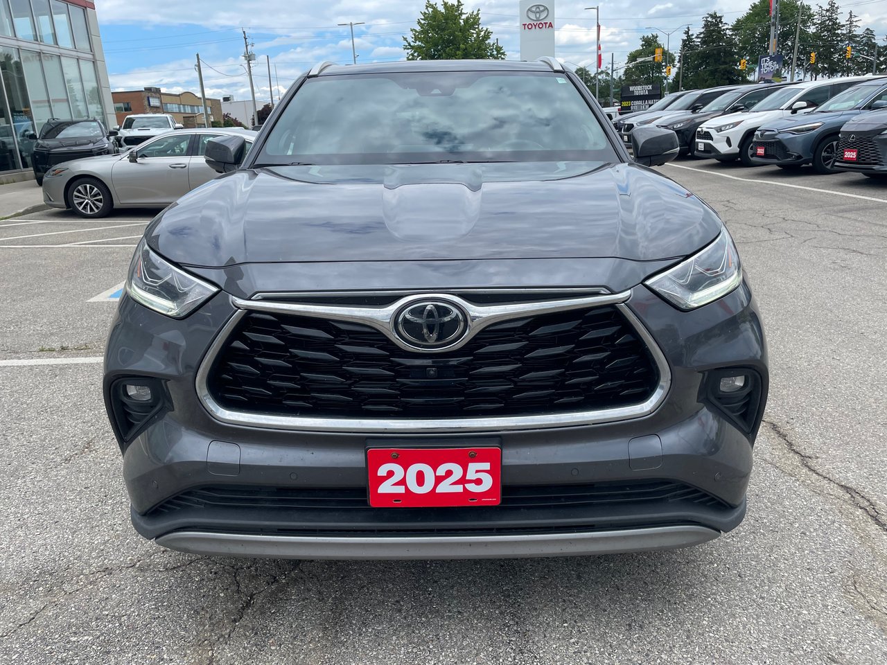 2025 Toyota Highlander Hybrid Limited-4