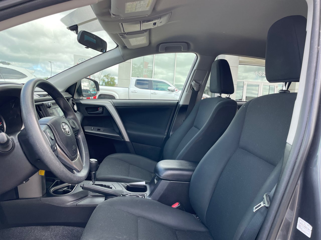 2016 Toyota RAV4 LE-6