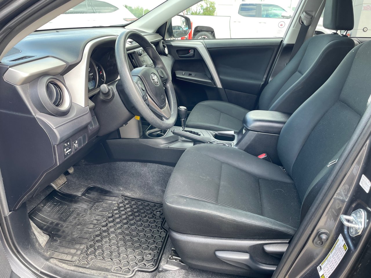 2016 Toyota RAV4 LE-5