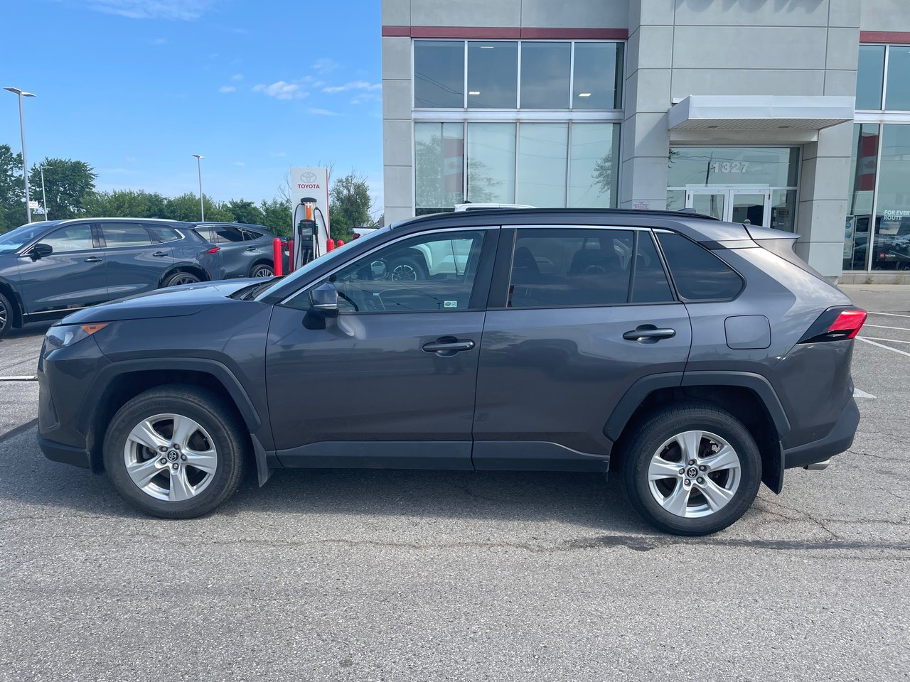 2019 Toyota RAV4 LE-1