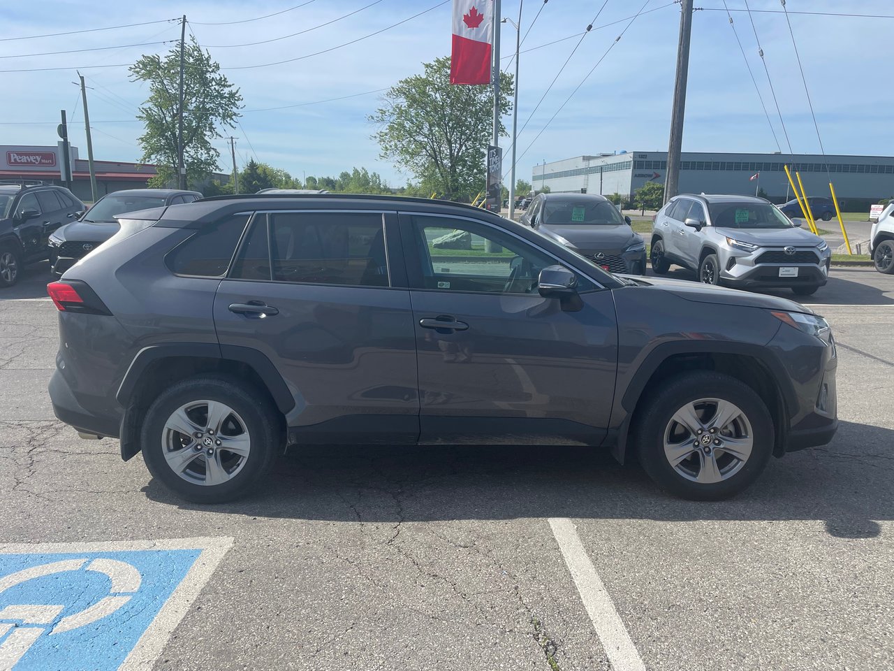 2022 Toyota RAV4 XLE-3