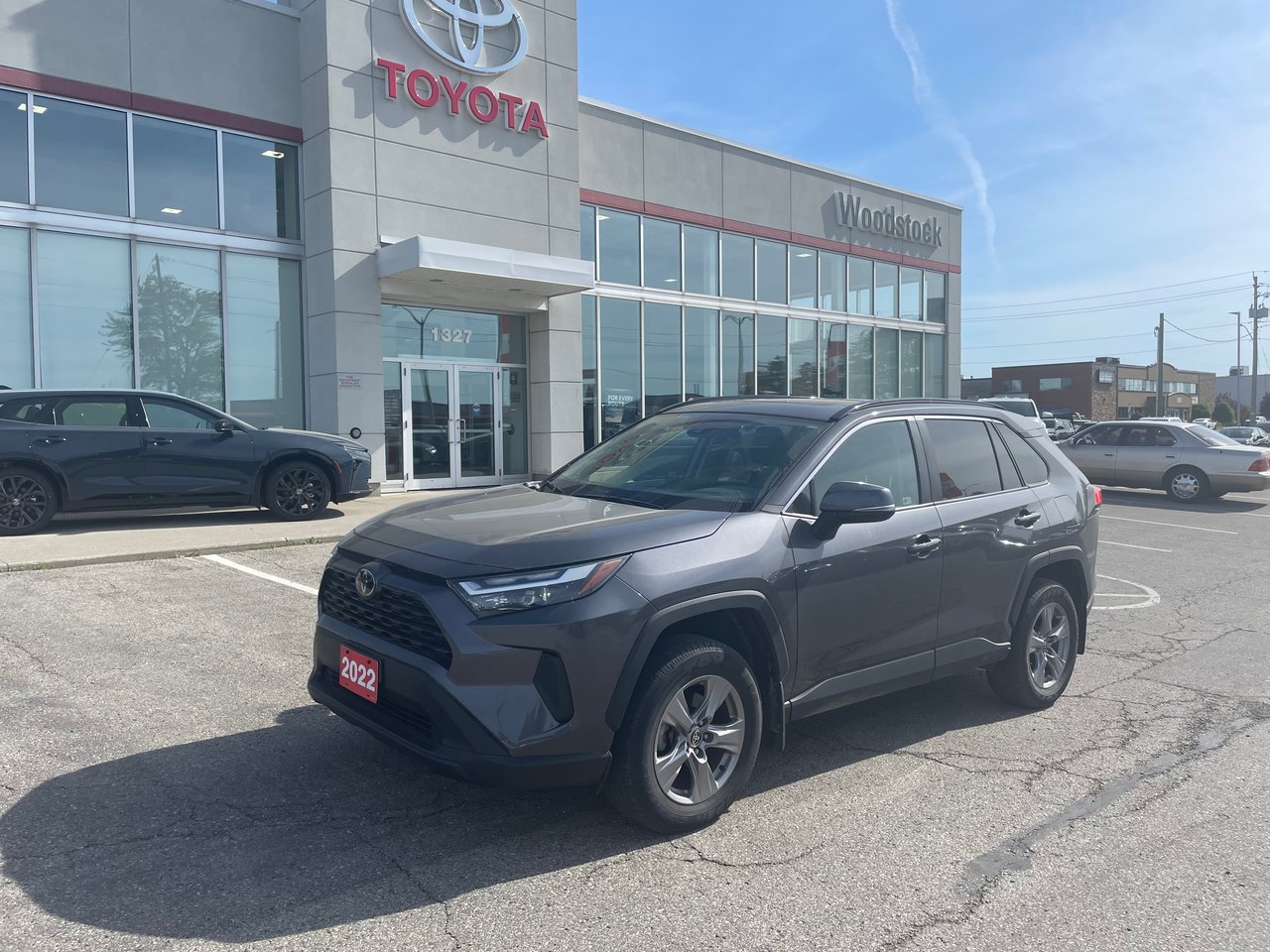 2022 Toyota RAV4 XLE-0