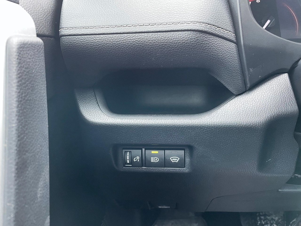 2023 Toyota RAV4 LE-9