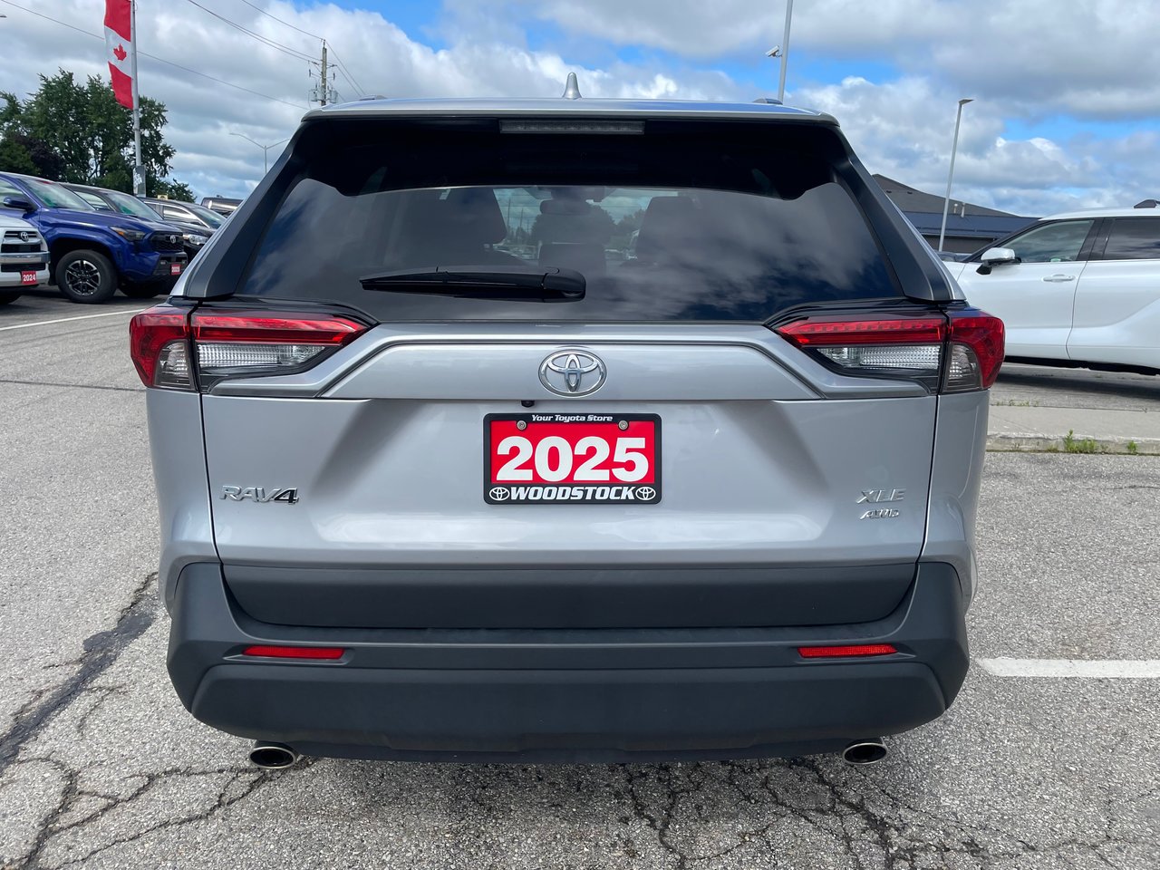 2025 Toyota RAV4 XLE-2