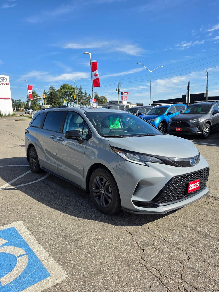 2025 Toyota Sienna XSE-3