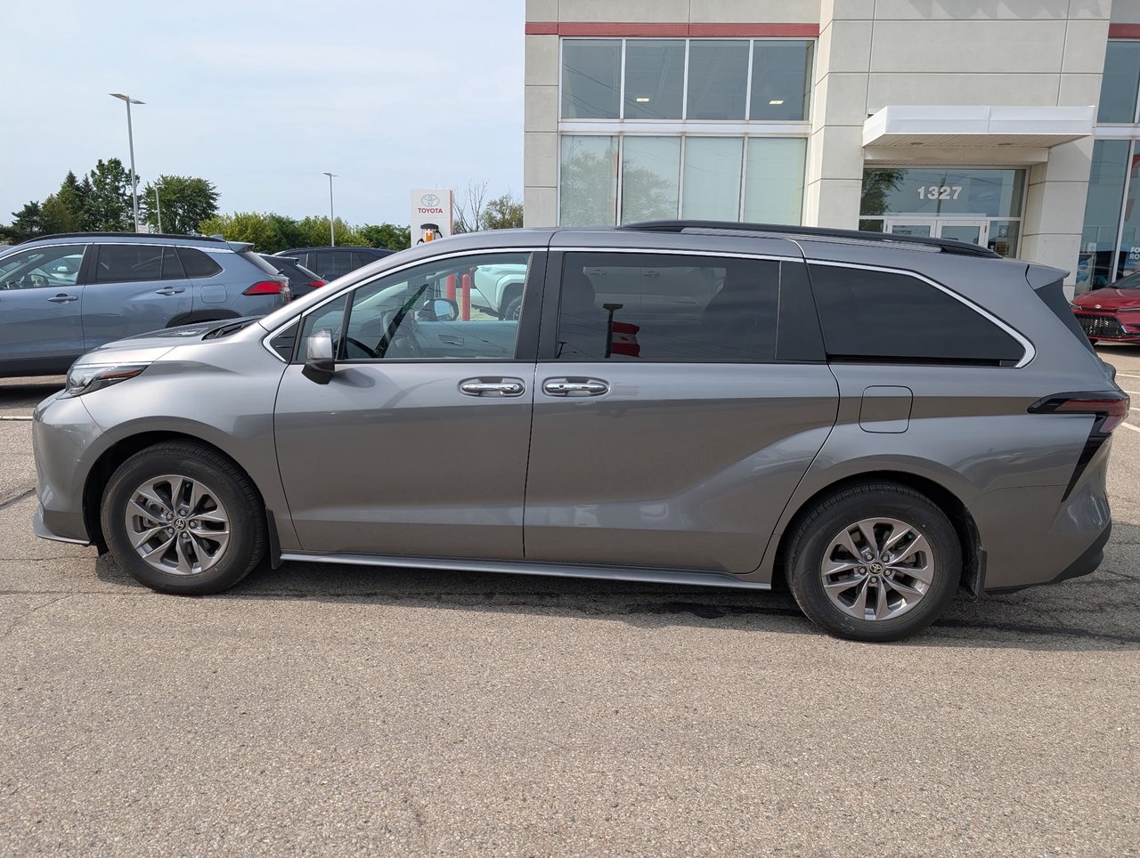 2026 Toyota Sienna XLE-7