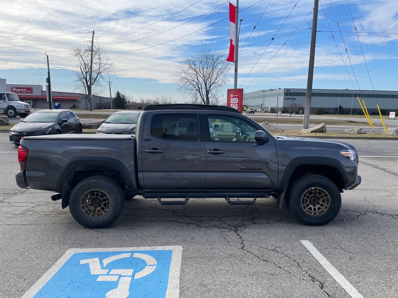 2023 Toyota Tacoma 4WD DBL AT SB-3