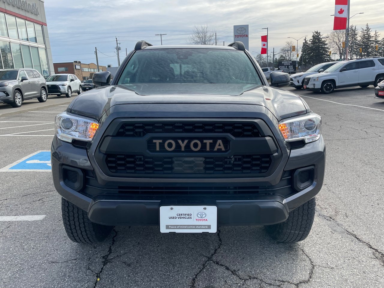 2023 Toyota Tacoma 4WD DBL AT SB-4