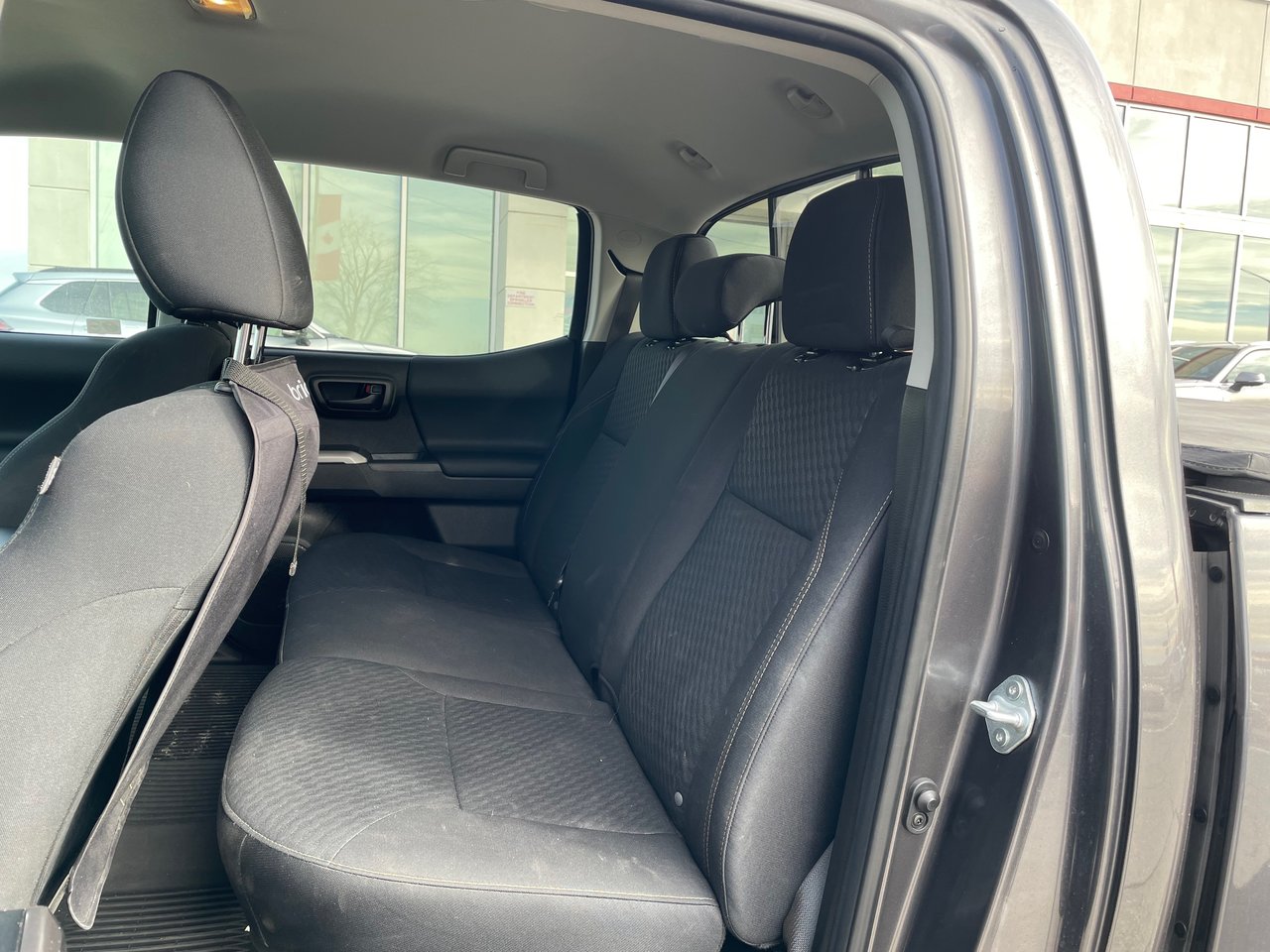 2023 Toyota Tacoma 4WD DBL AT SB-7