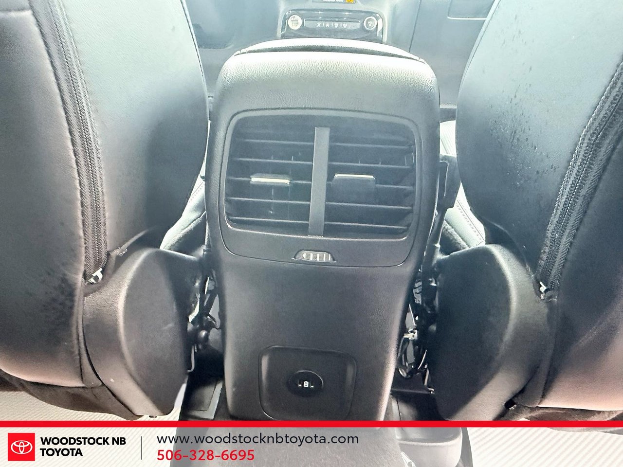 Ford Escape Platinum 2025-13