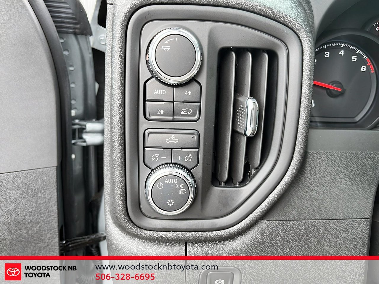 GMC Sierra 1500 Pro 2025-20