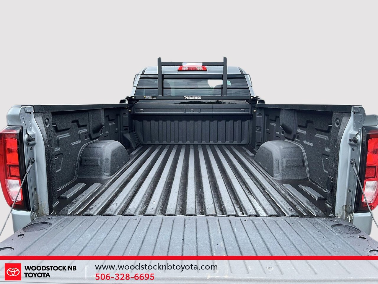 GMC Sierra 1500 Pro 2025-21