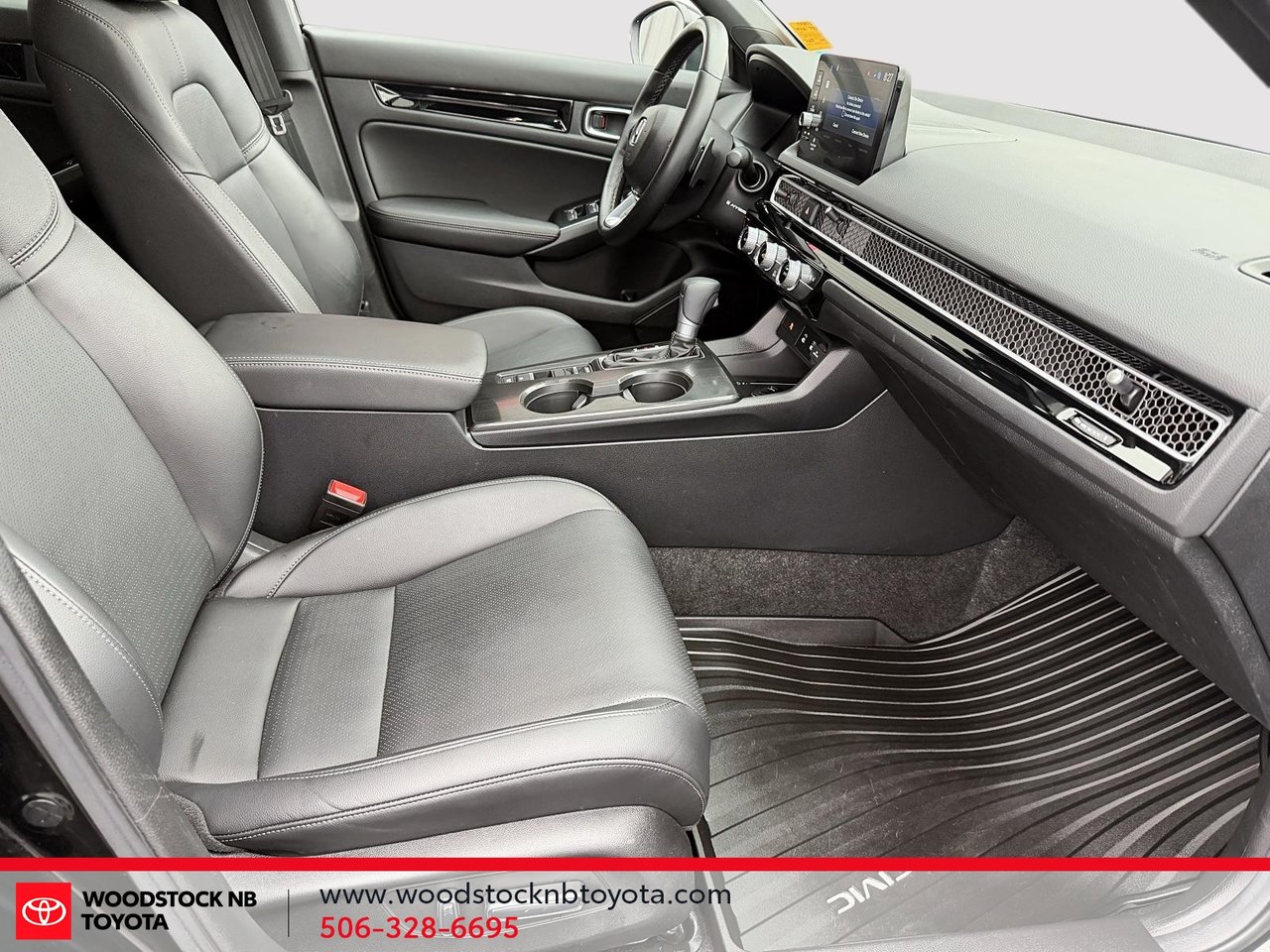 2025 Honda Civic Sedan Hybrid-18