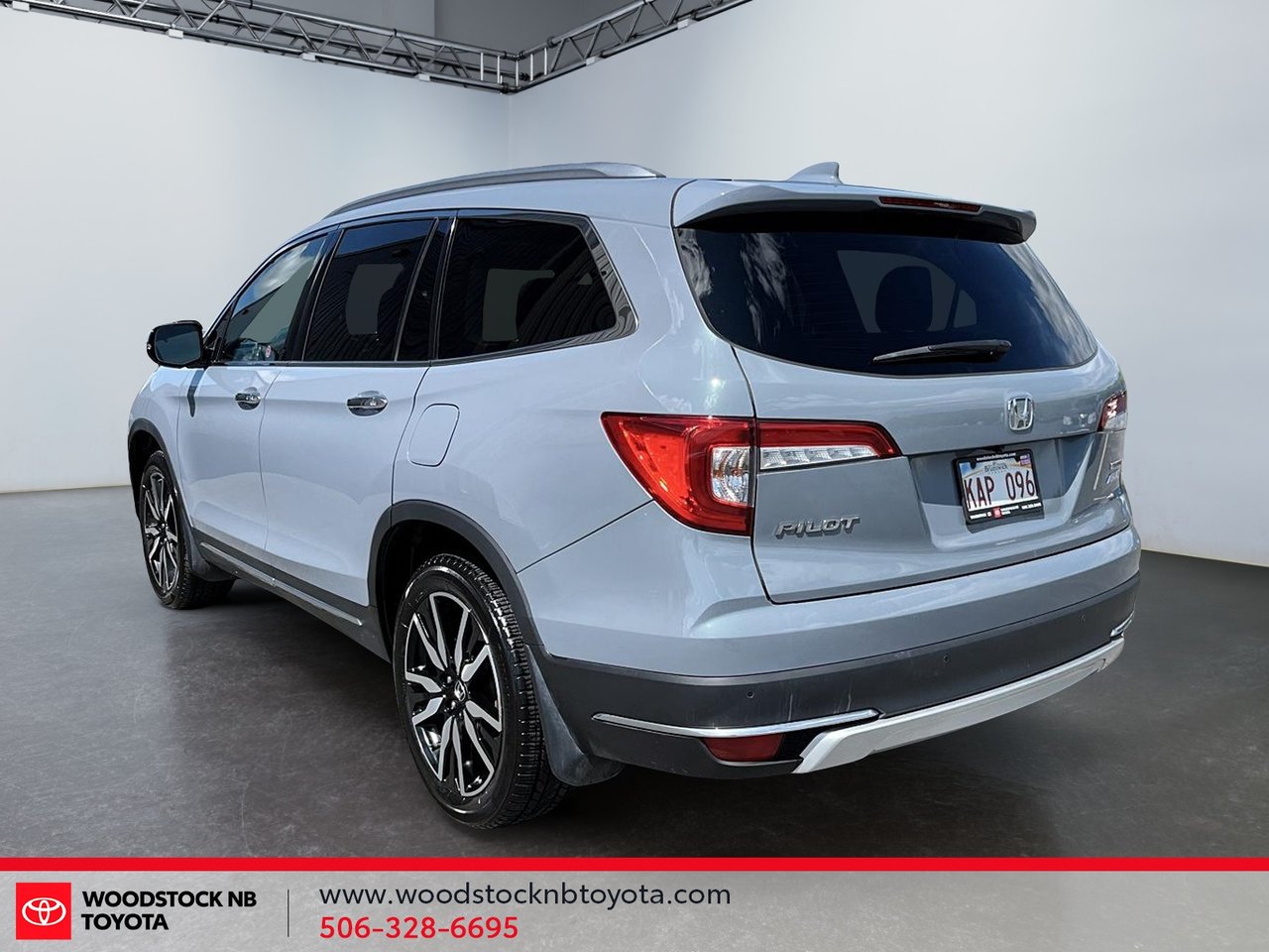 2022 Honda Pilot Touring 7-Passenger-3