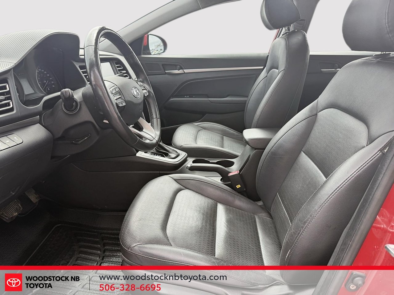2019 Hyundai Elantra Luxury-10