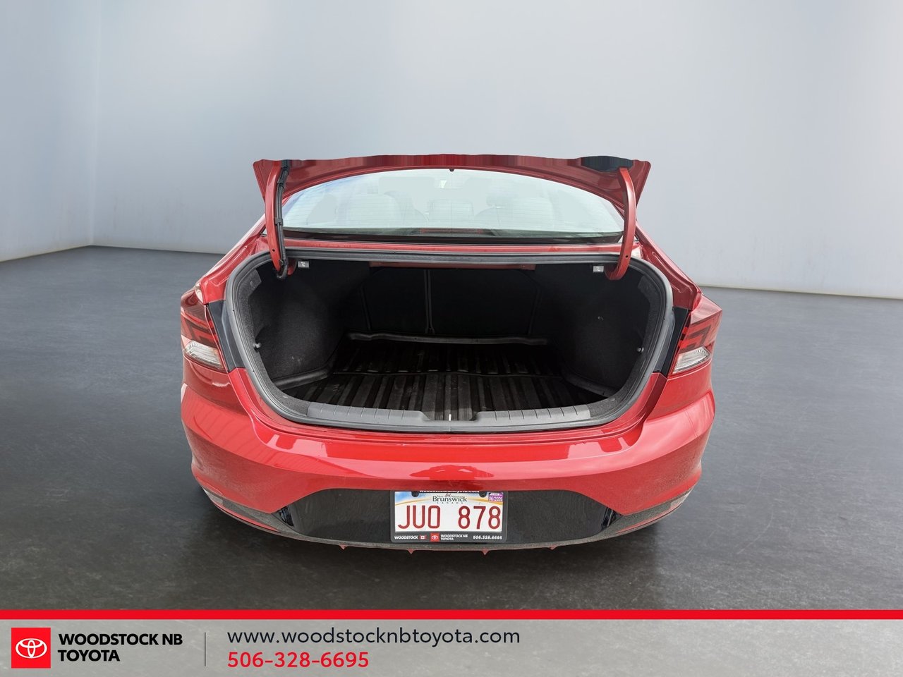 2019 Hyundai Elantra Luxury-15