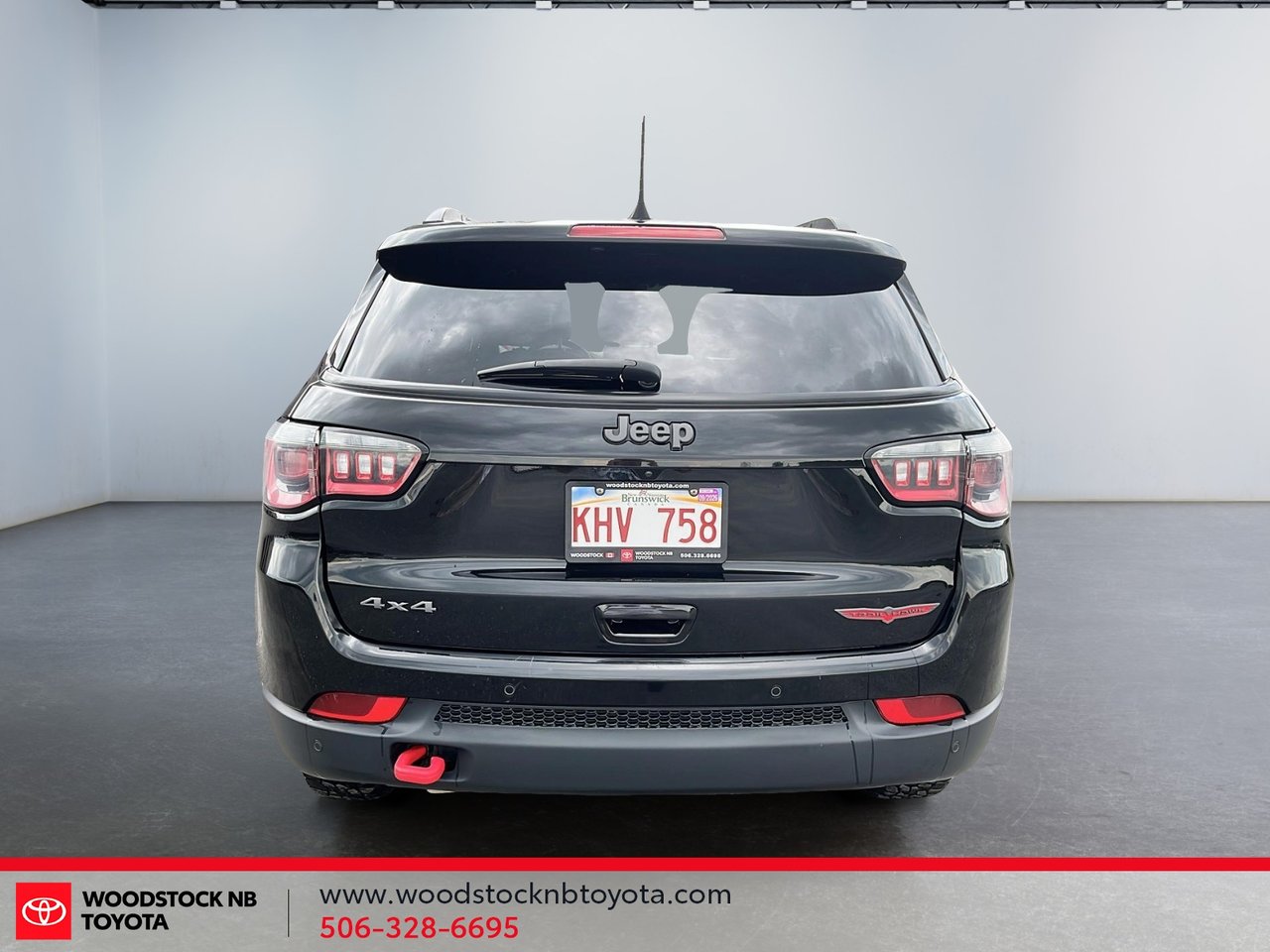 2024 Jeep Compass Trailhawk-3