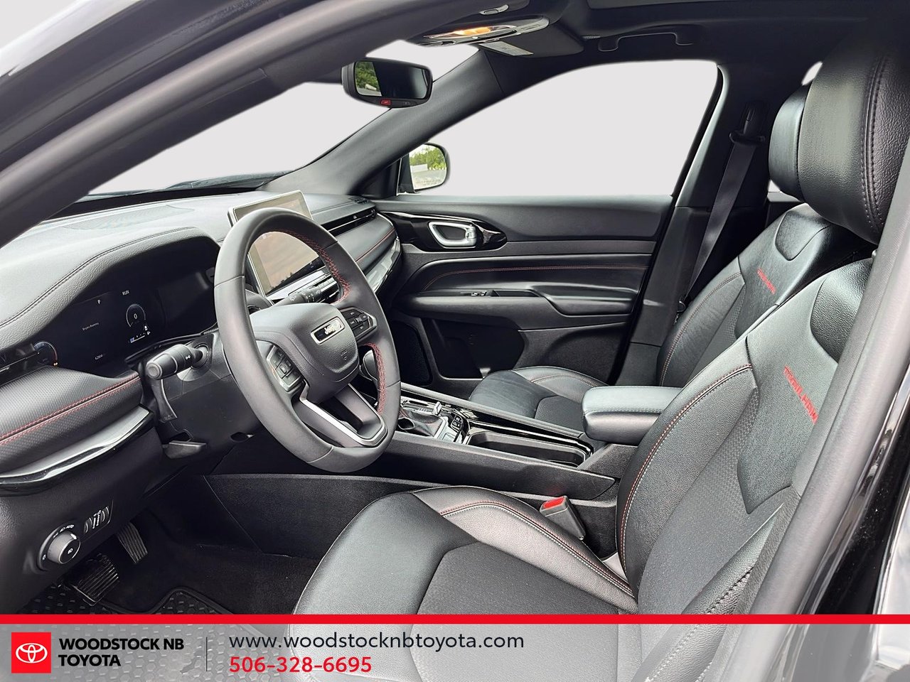 2024 Jeep Compass Trailhawk-12