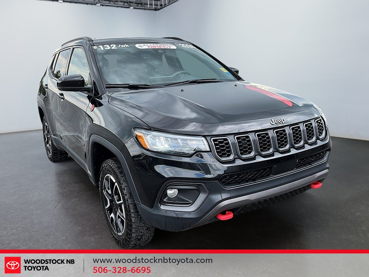 2024 Jeep Compass Trailhawk-1