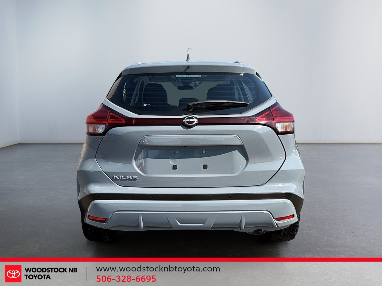 Nissan Kicks Play SV 2025-3