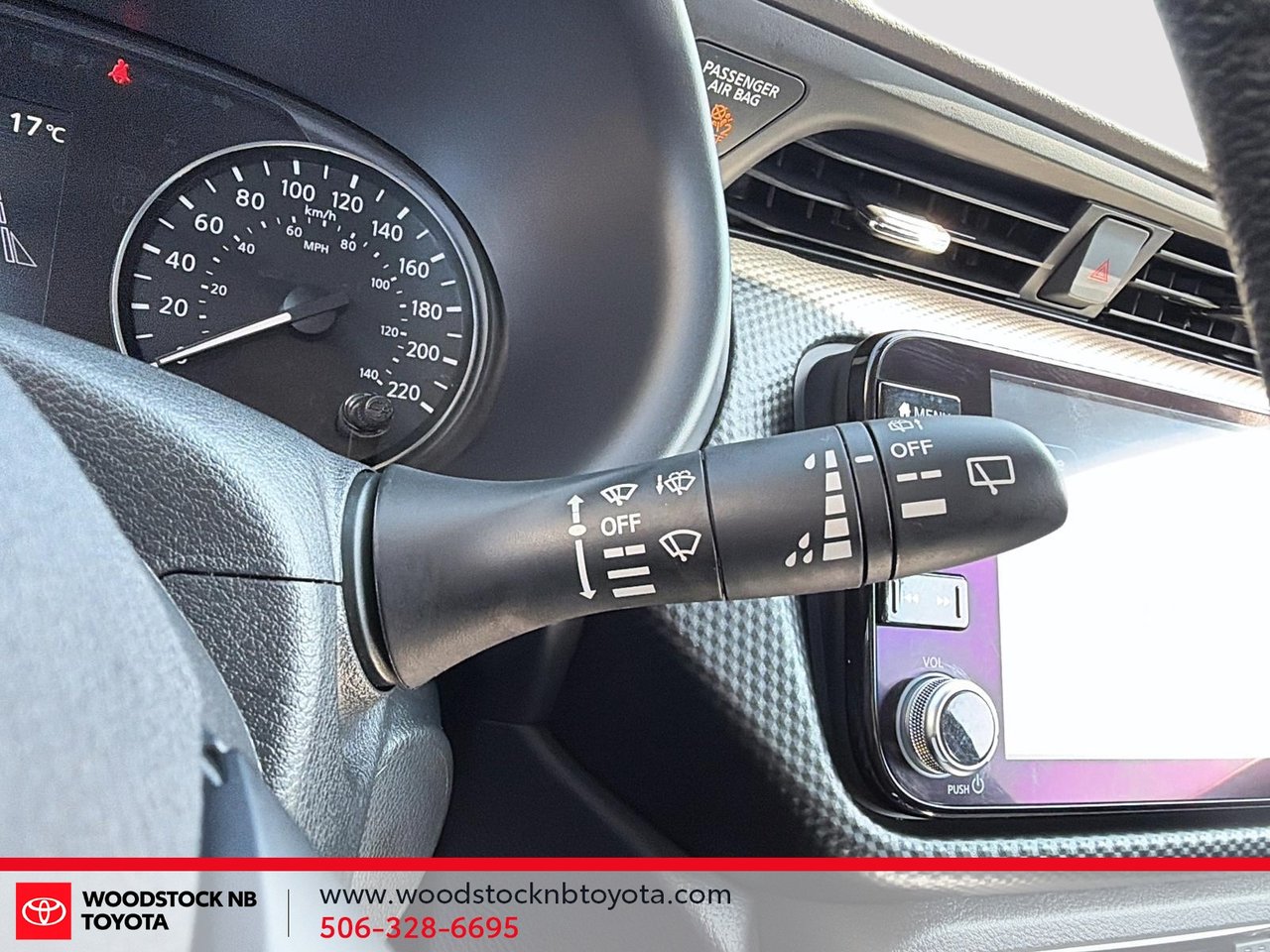 Nissan Kicks Play SV 2025-21