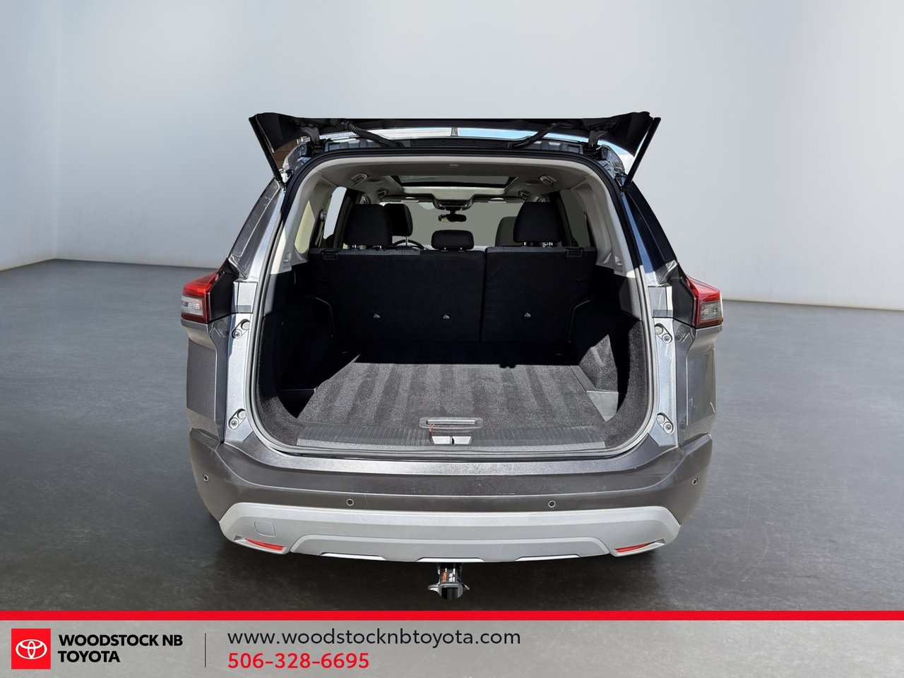 2023 Nissan Rogue SV Moonroof-18