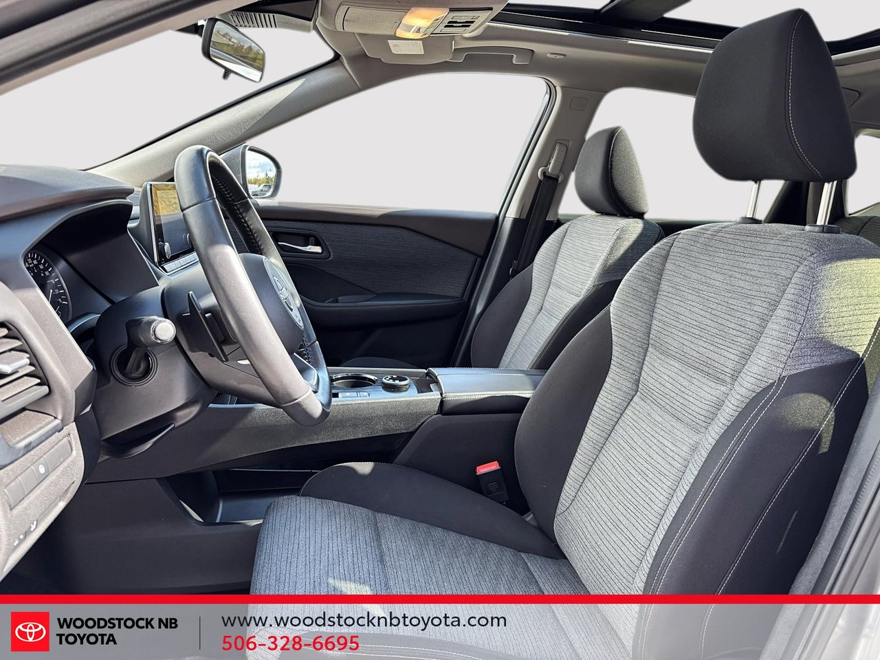 2023 Nissan Rogue SV Moonroof-7