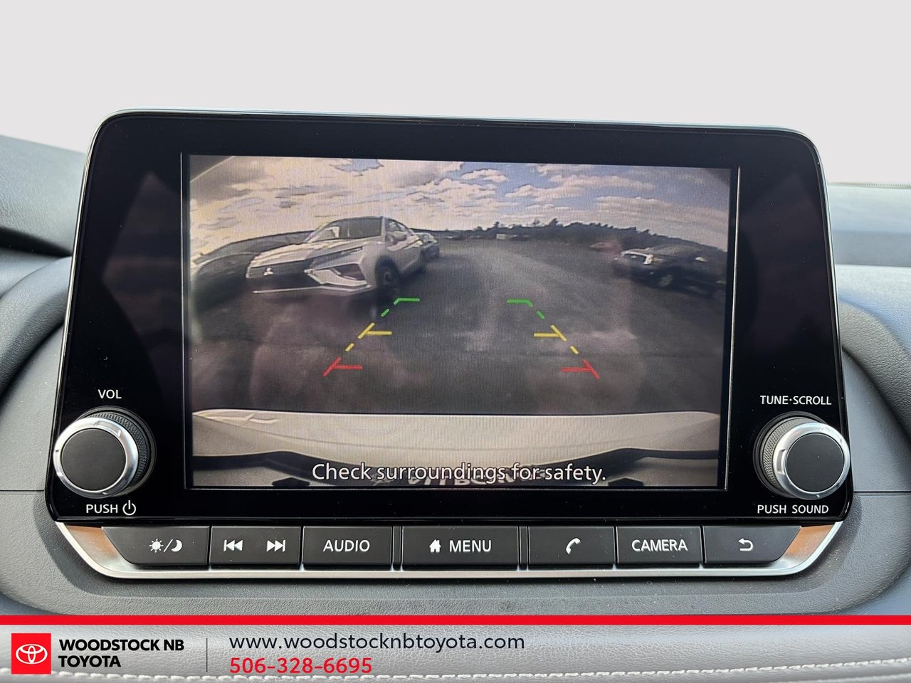 2025 Nissan Rogue SV Moonroof-13