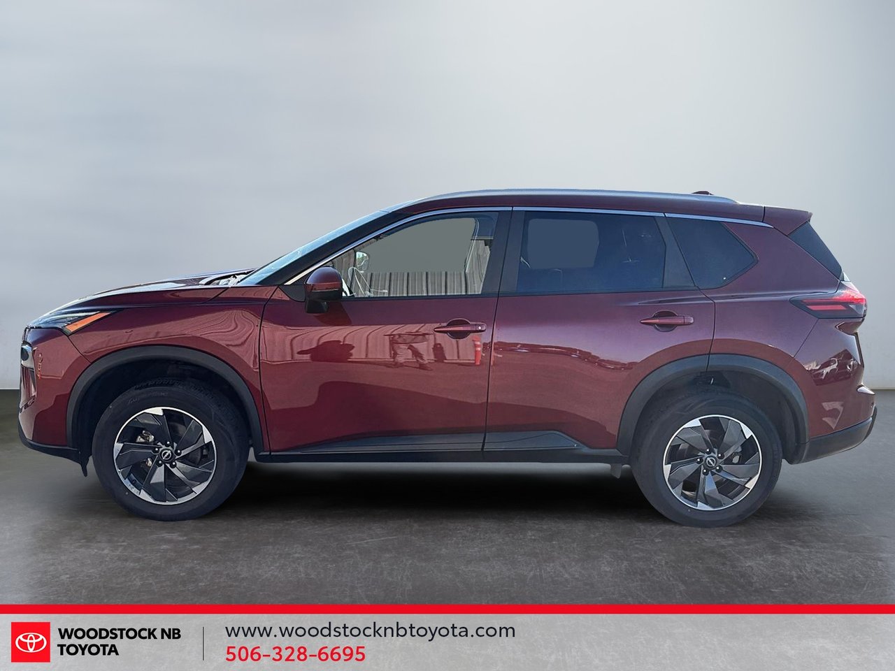 2025 Nissan Rogue SV Moonroof-3
