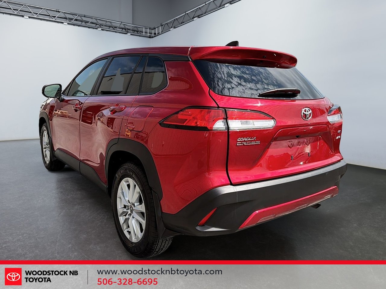 2025 Toyota Corolla Cross LE-4
