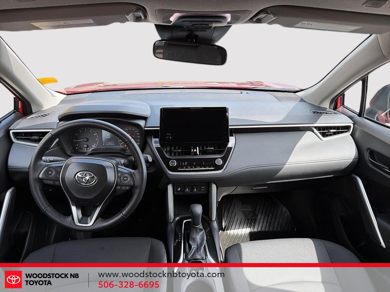 2025 Toyota Corolla Cross LE-11