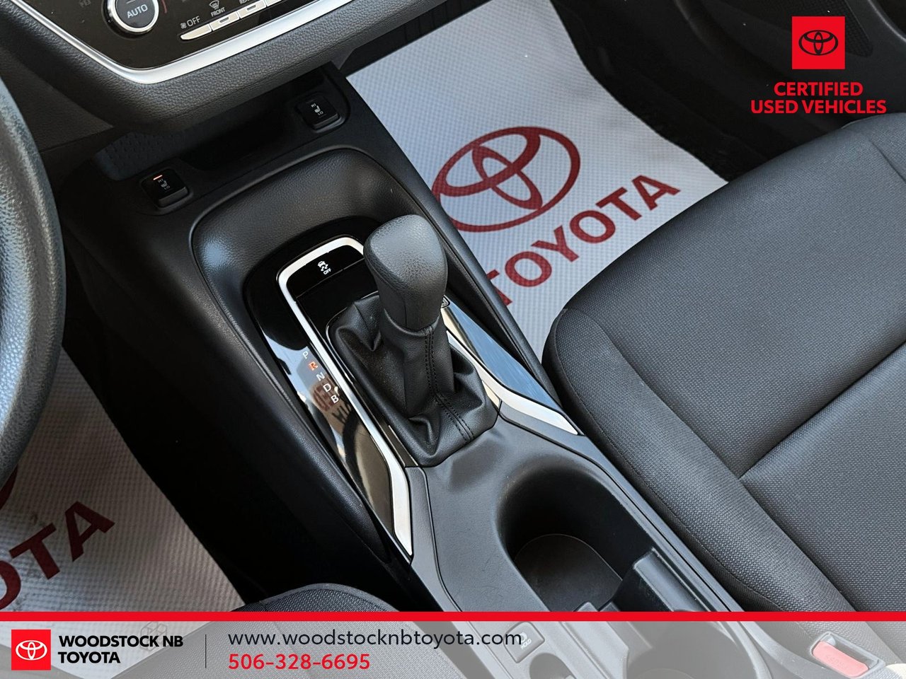2025 Toyota Corolla LE-9