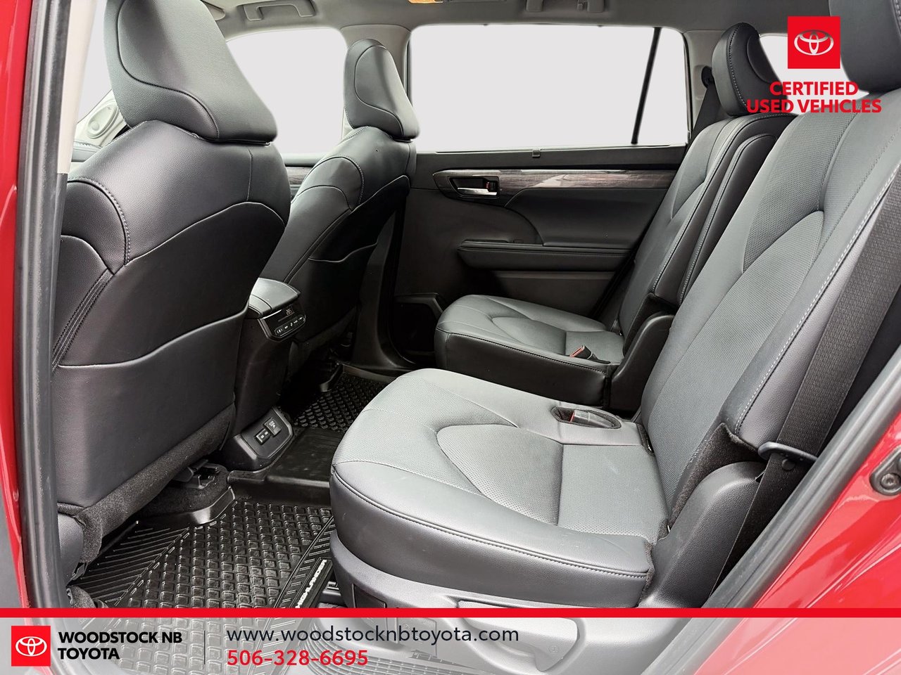 Toyota Highlander Hybrid LIMITED 2024-13