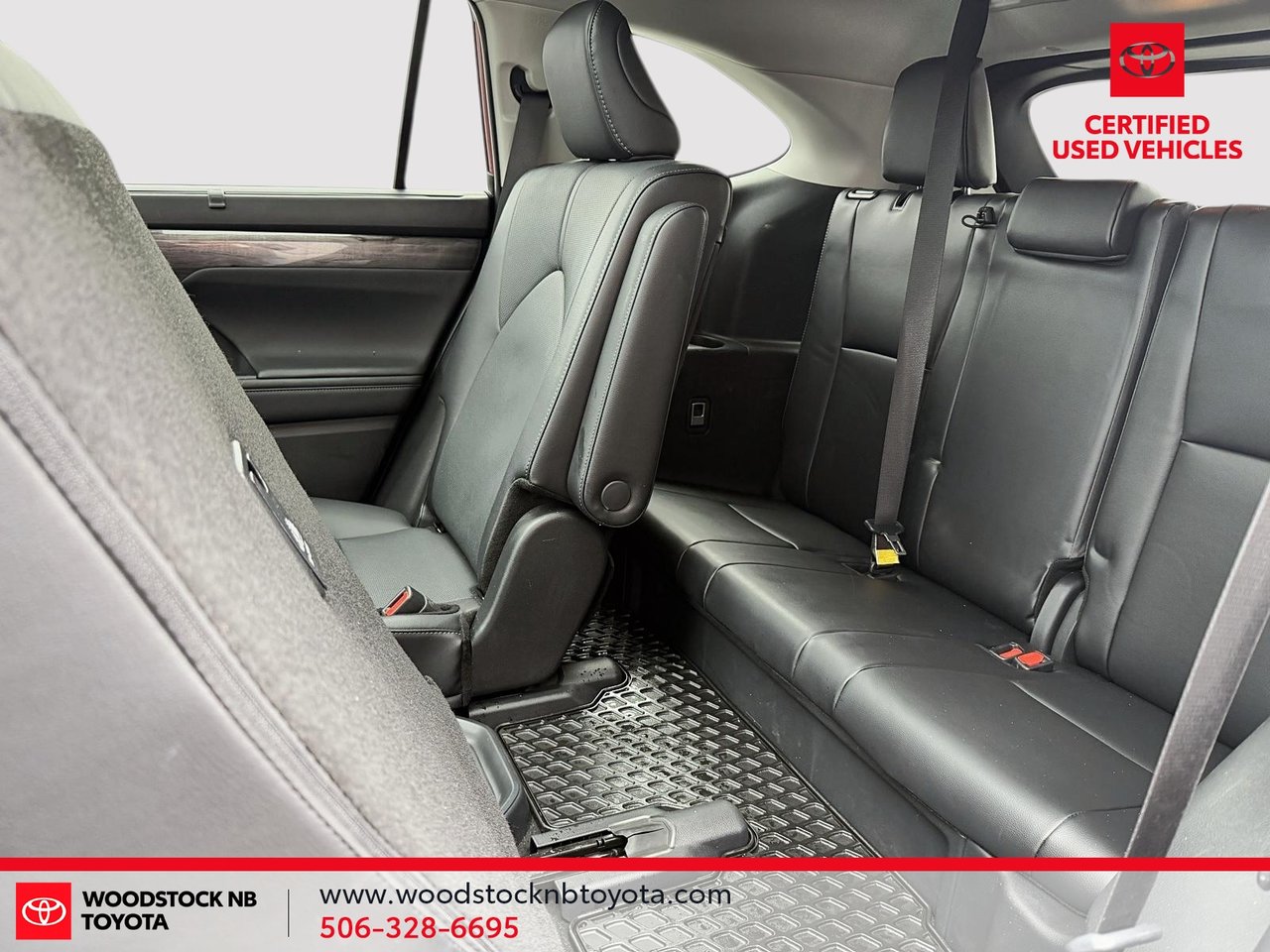 Toyota Highlander Hybrid LIMITED 2024-14