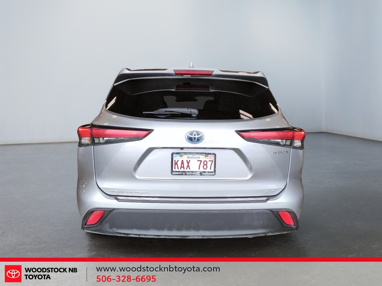Toyota Highlander Hybrid XLE 2022-3