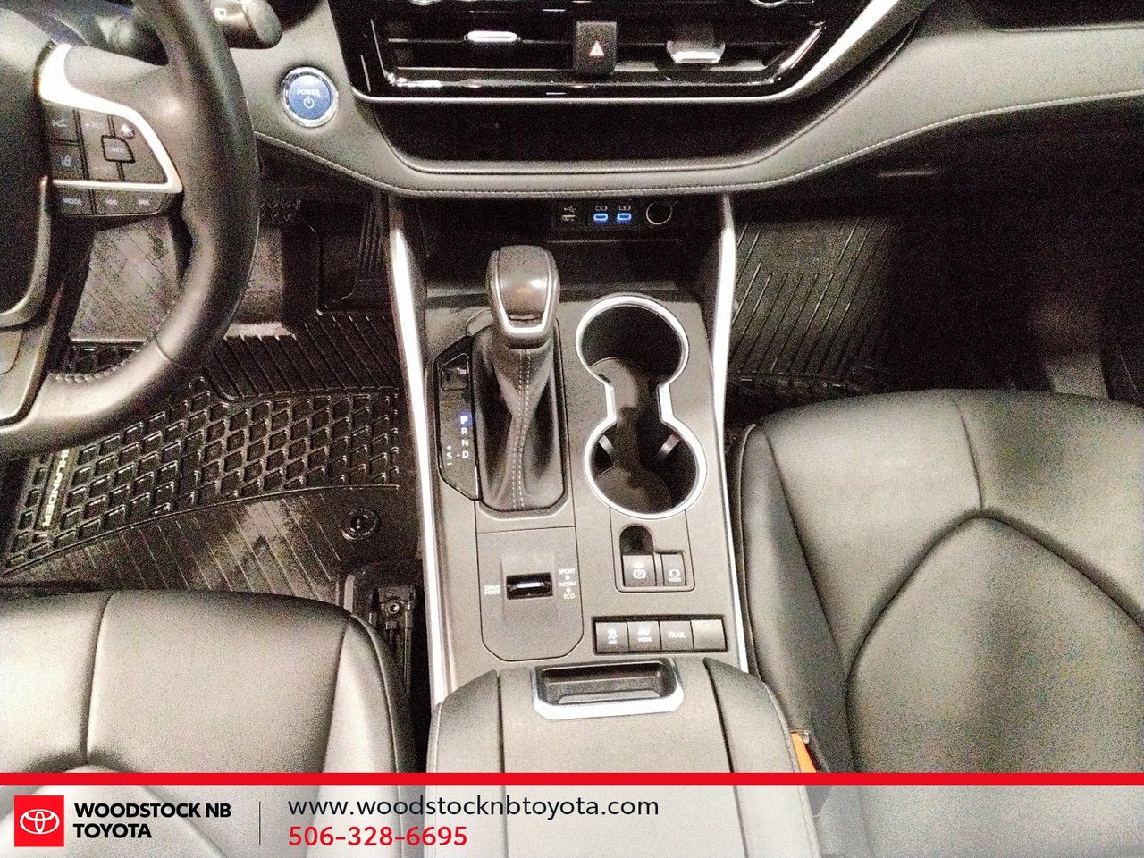 Toyota Highlander Hybrid XLE 2022-18