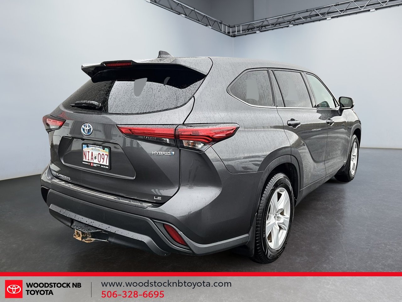 Toyota Highlander Hybrid LE 2022-4