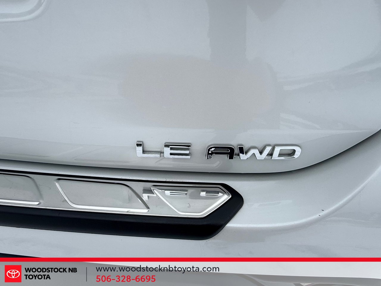 Toyota Highlander LE AWD 2023-11