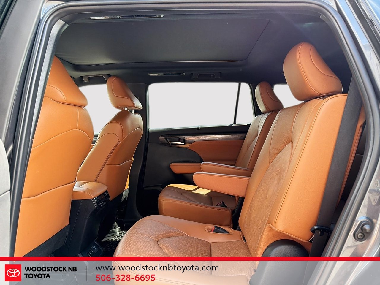 Toyota Highlander Hybrid Limited 2024-10