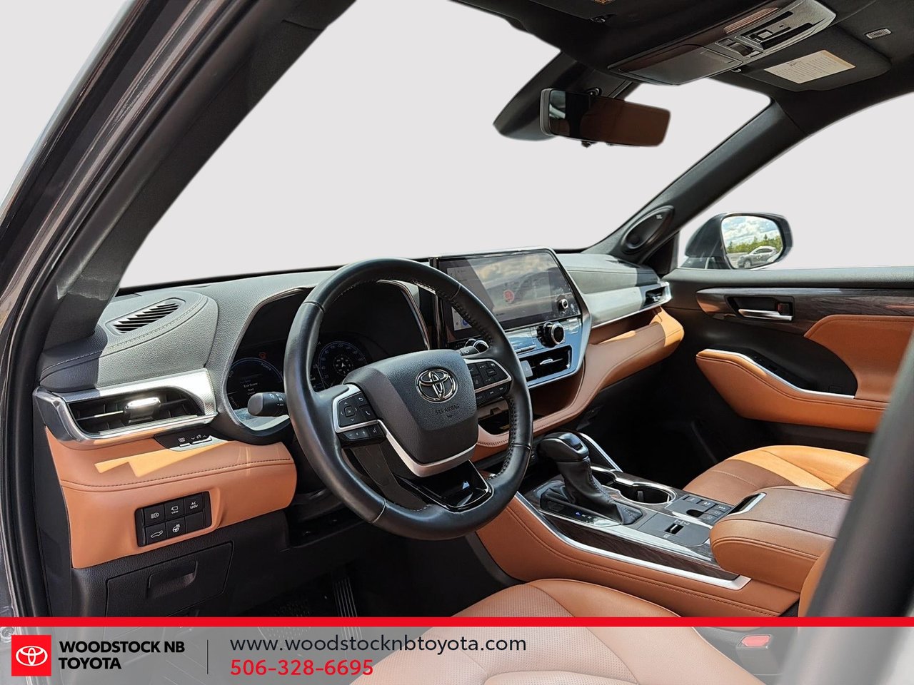 Toyota Highlander Hybrid Limited 2024-22