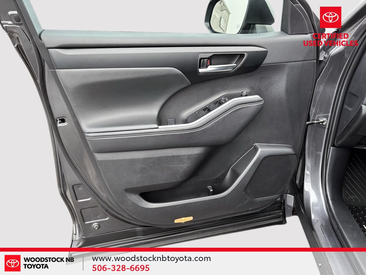 Toyota Highlander XLE 2025-16